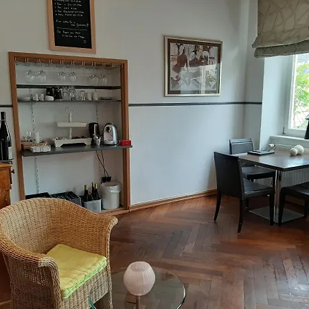 Apartment Sleep & Go! Self Service With Community Kitchen Nittel