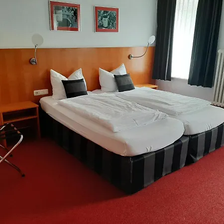 Sleep & Go! Self Service With Community Kitchen Apartment
