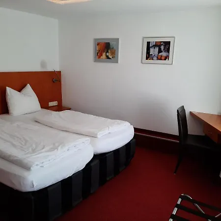 Hotel Sleep & Go! Self Service With Community Kitchen Nittel