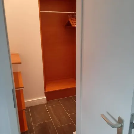 Apartment Sleep & Go! Self Service With Community Kitchen