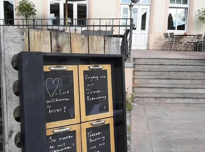 Sleep & Go! Self Service With Community Kitchen