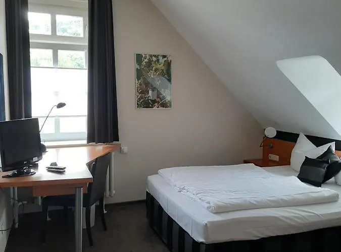 Sleep & Go! Self Service With Community Kitchen 호텔 *