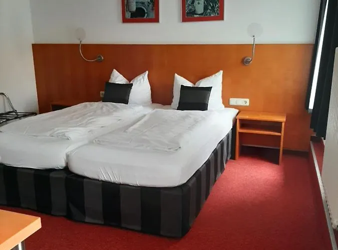 Sleep & Go! Self Service With Community Kitchen * 니텔