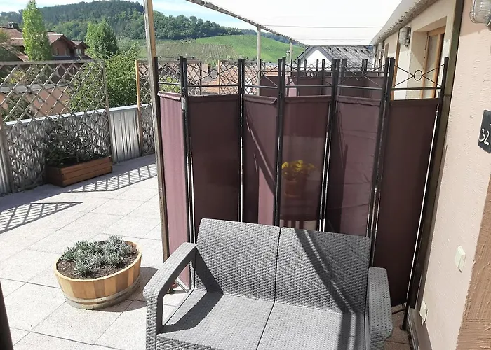 Sleep & Go! Self Service With Community Kitchen *