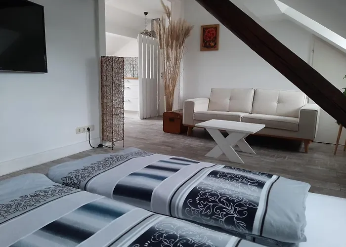 Sleep & Go! Self Service With Community Kitchen 호텔 *