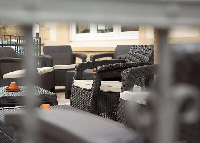 Sleep & Go! Self Service With Community Kitchen *