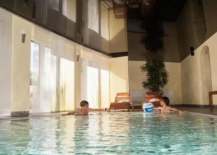 Sleep & Go! Self Service With Community Kitchen 호텔